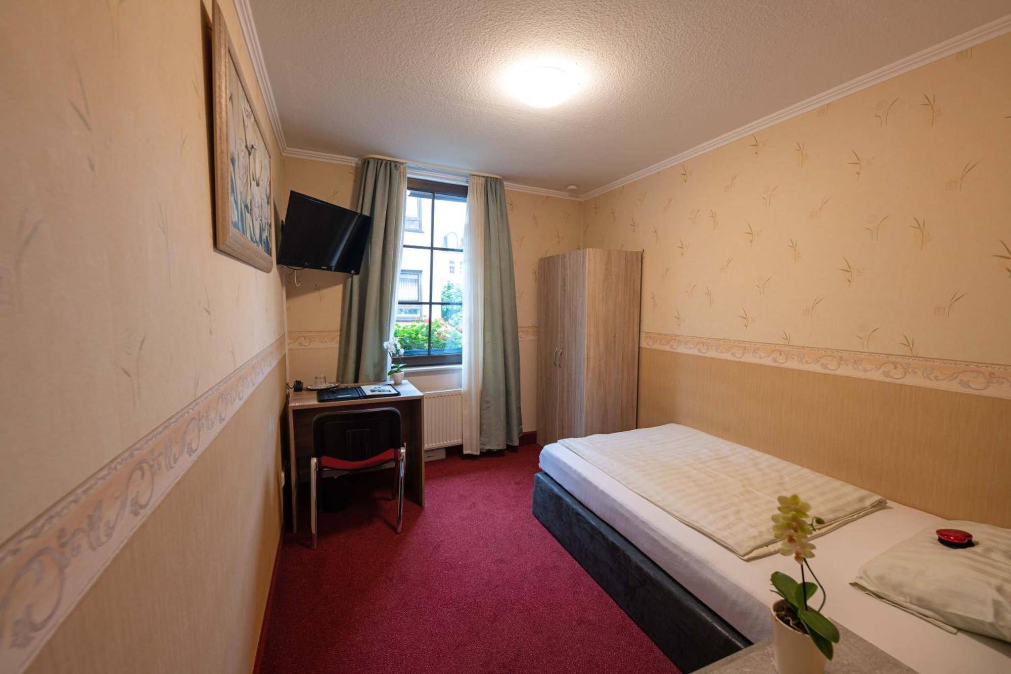Hotel Am Rathaus メンデン エクステリア 写真